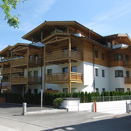 Avenida Style Appartements By Alpin Rentals - Incl Summercard Kaprun Exterior photo